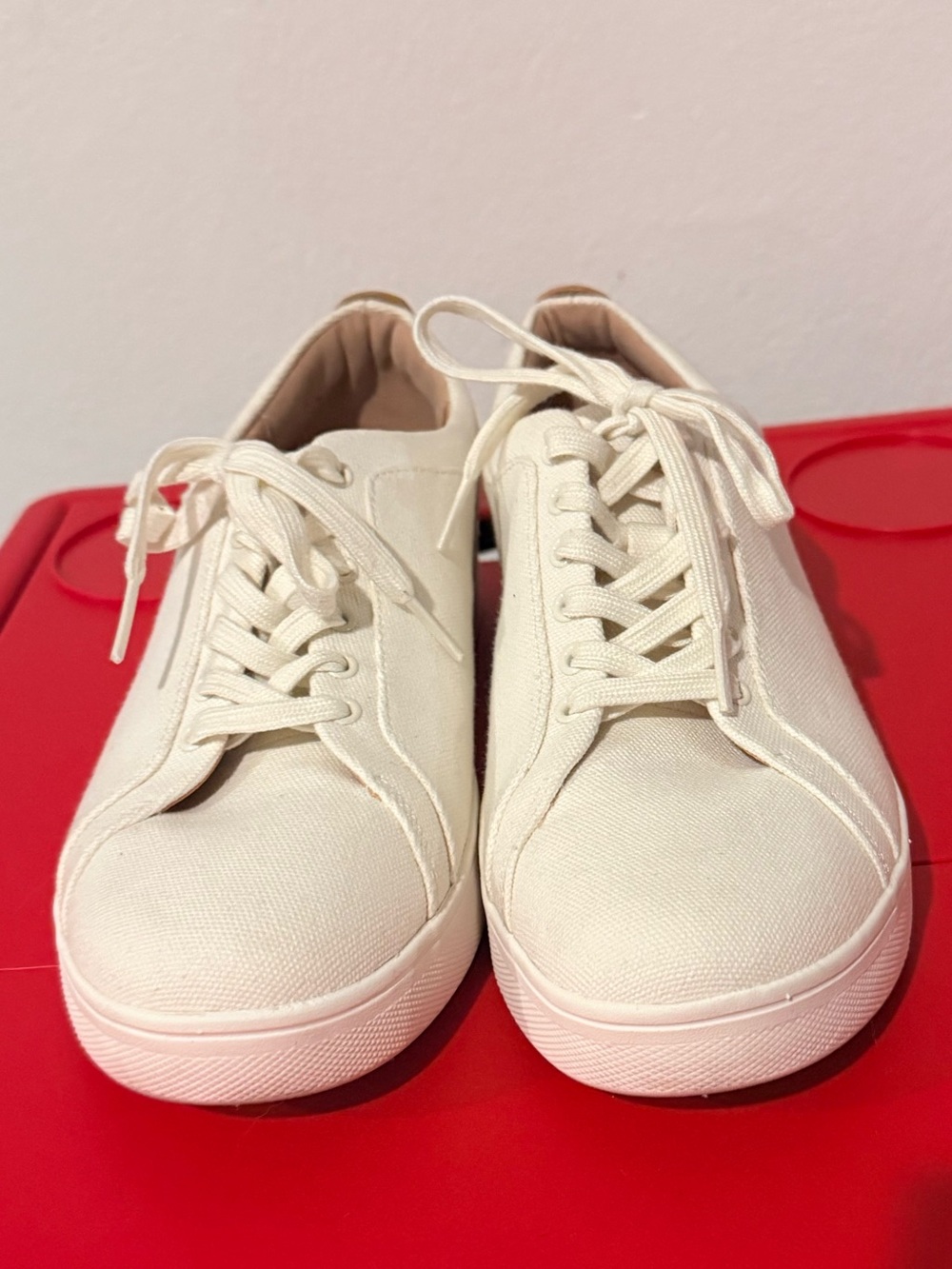 Fitflop Rally Canvas Lace-Up Sneakers 9